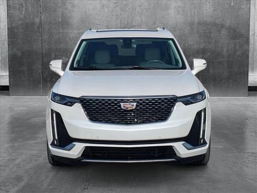 2022 Cadillac XT6 Premium Luxury FWD