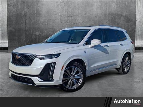2022 Cadillac XT6 Premium Luxury FWD