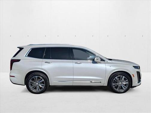 2022 Cadillac XT6 Premium Luxury FWD