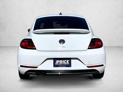 White 2017 Volkswagen Beetle 1.8T SE