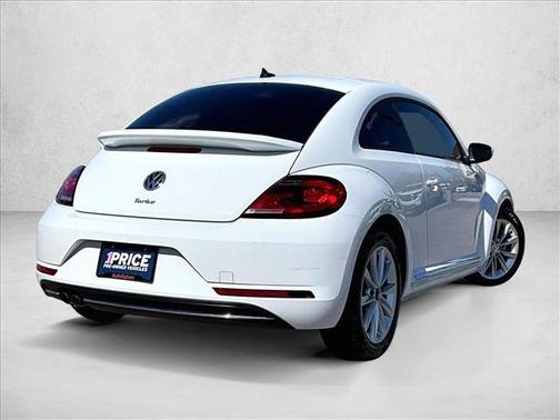White 2017 Volkswagen Beetle 1.8T SE