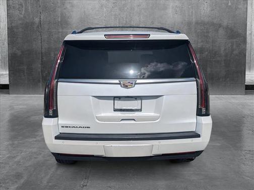 2016 Cadillac Escalade ESV Platinum