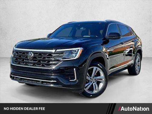 Deep Black Pearl 2024 Volkswagen Atlas Cross Sport 2.0T SEL