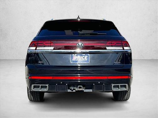 Deep Black Pearl 2024 Volkswagen Atlas Cross Sport 2.0T SEL