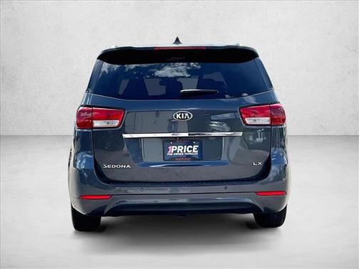 Platinum Graphite 2017 Kia Sedona LX