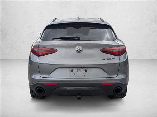 2020 Alfa Romeo Stelvio Base