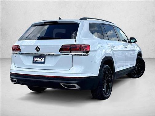 Pure White 2022 Volkswagen Atlas 2.0T SE w/Technology