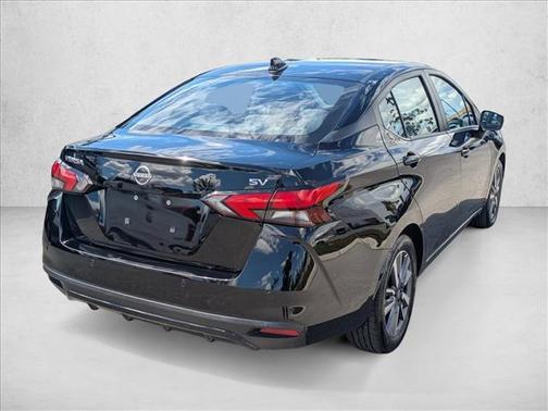 2023 Nissan Versa 1.6 SV