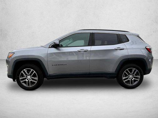 Billet Silver Metallic Clearcoat 2017 Jeep New Compass Latitude