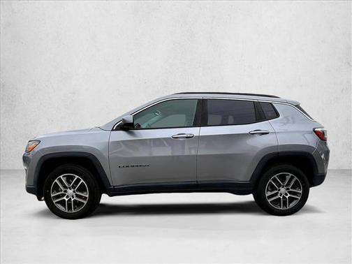 Billet Silver Metallic Clearcoat 2017 Jeep New Compass Latitude