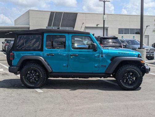2020 Jeep Wrangler Unlimited Willys 4X4