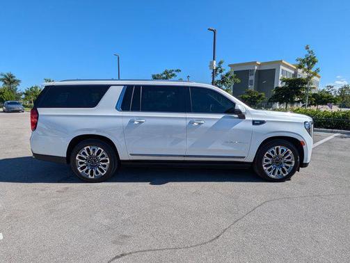 2024 GMC Yukon XL Denali Ultimate