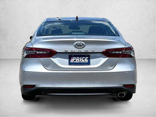 Celestial Silver Metallic 2021 Toyota Camry XLE