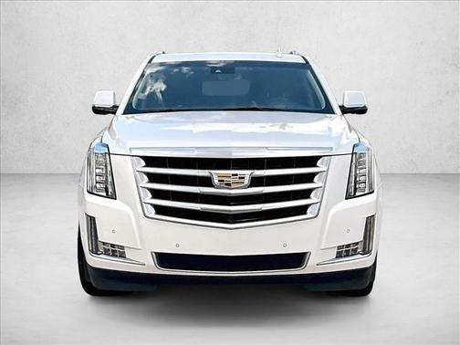 Crystal White Tricoat 2017 Cadillac Escalade ESV Luxury
