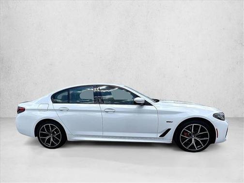 Alpine White 2023 BMW 530e Base