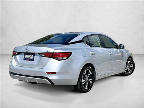 Brilliant Silver Metallic 2023 Nissan Sentra SV