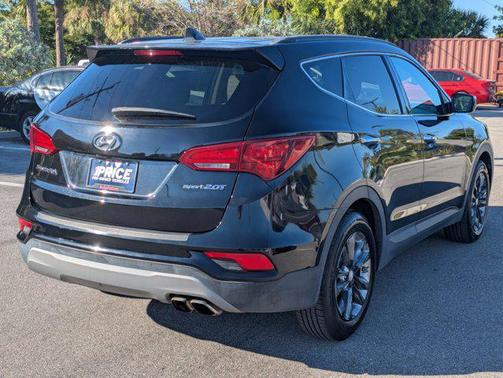 2017 Hyundai Santa Fe Sport 2.0L Turbo