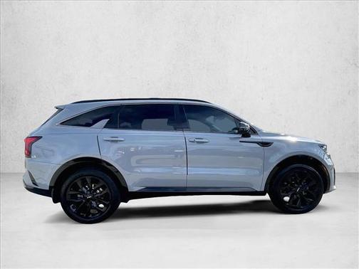 Wolf Gray 2023 Kia Sorento SX