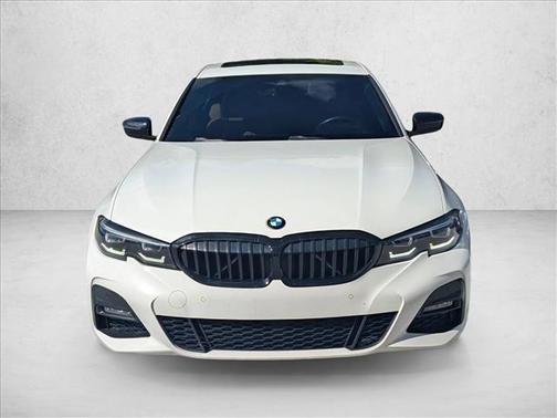 Alpine White 2022 BMW 330 330i
