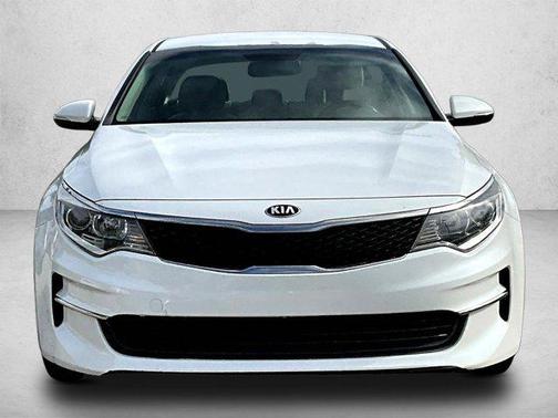 Snow White Pearl 2016 Kia Optima LX