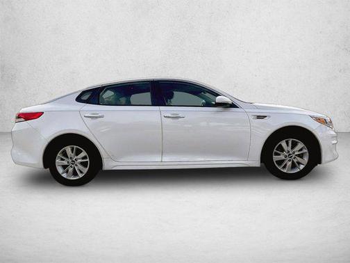 Snow White Pearl 2016 Kia Optima LX