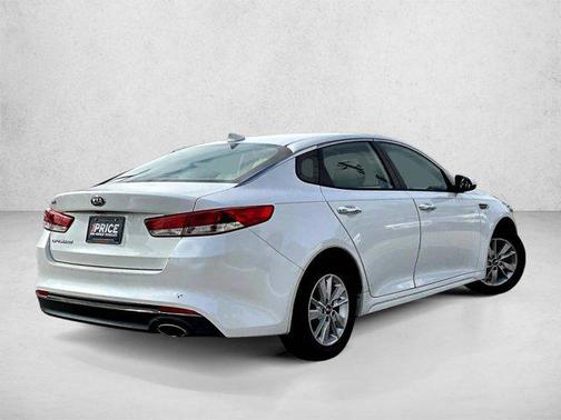 Snow White Pearl 2016 Kia Optima LX