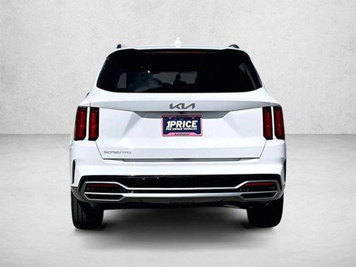 Glacial White Pearl 2023 Kia Sorento SX