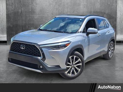 2022 Toyota Corolla Cross XLE