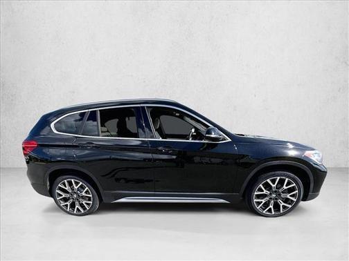 2022 BMW X1 sDrive28i