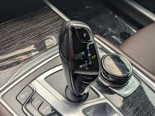 2019 BMW 750 i xDrive