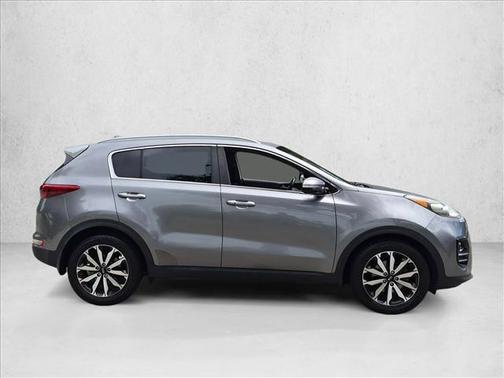 Mineral Silver 2018 Kia Sportage EX