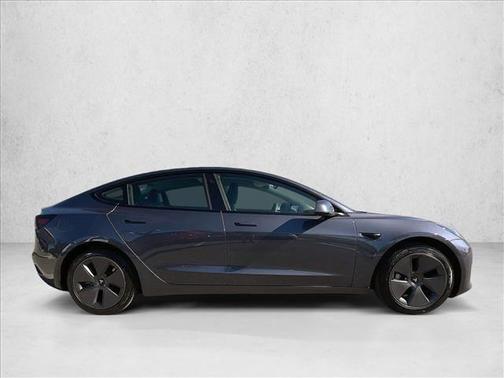 Midnight Silver Metallic 2023 Tesla Model 3 Standard Range