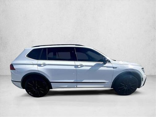 Pure White 2021 Volkswagen Tiguan 2.0T SE