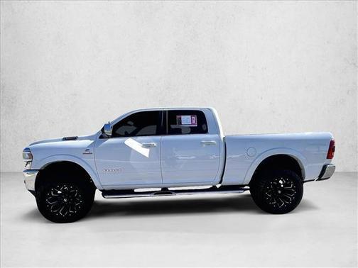 2022 RAM 3500 Laramie Crew Cab 4x4 6'4' Box