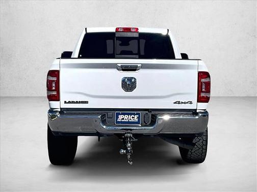2022 RAM 3500 Laramie Crew Cab 4x4 6'4' Box