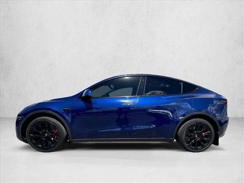 2022 Tesla Model Y Long Range Dual Motor All-Wheel Drive