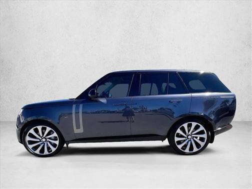 2023 Land Rover Range Rover P530 SE