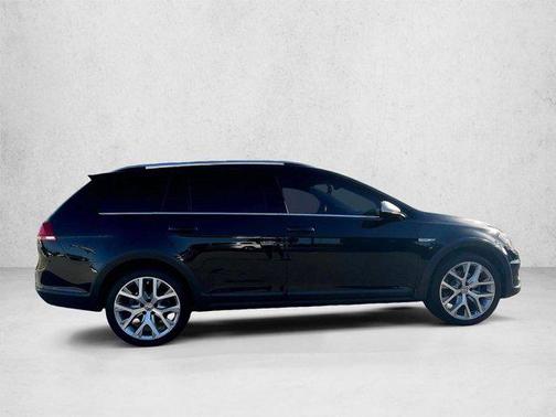 Deep Black Pearl 2017 Volkswagen Golf Alltrack TSI SEL