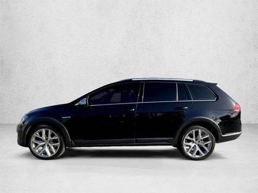 Deep Black Pearl 2017 Volkswagen Golf Alltrack TSI SEL