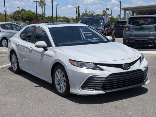 2022 Toyota Camry LE
