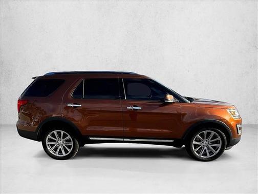 Canyon Ridge Metallic 2017 Ford Explorer Limited