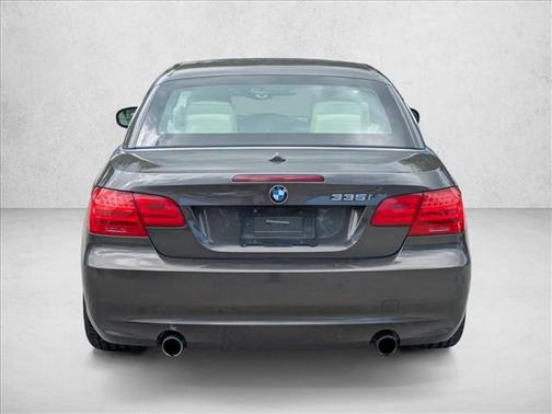 2011 BMW 335 335i