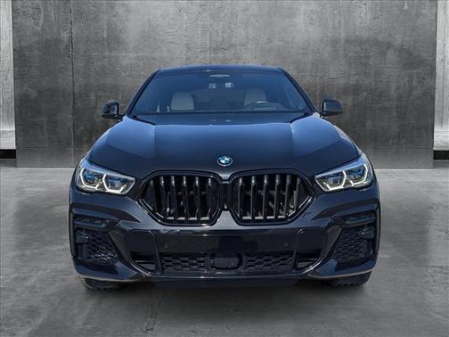 2022 BMW X6 M50i