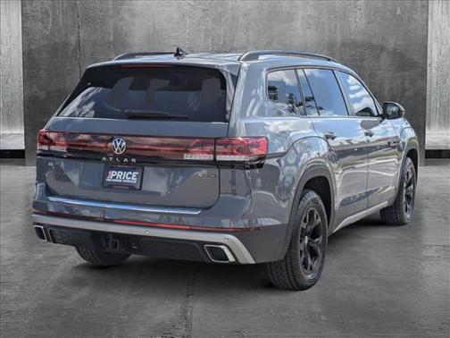 2024 Volkswagen Atlas 2.0T SE w/Technology 4MOTION