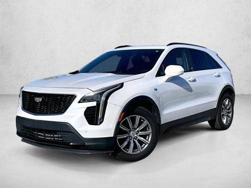 Crystal White Tricoat 2019 Cadillac XT4 Sport