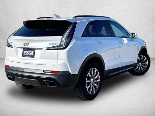 Crystal White Tricoat 2019 Cadillac XT4 Sport