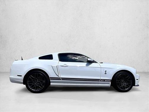 2014 Ford Shelby GT500 Base