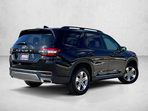 Crystal Black Pearl 2026 Honda Pilot EX-L