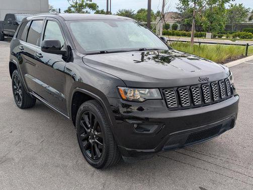 2019 Jeep Grand Cherokee Altitude