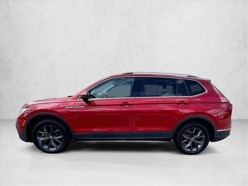 Kings Red Metallic 2023 Volkswagen Tiguan 2.0T SE